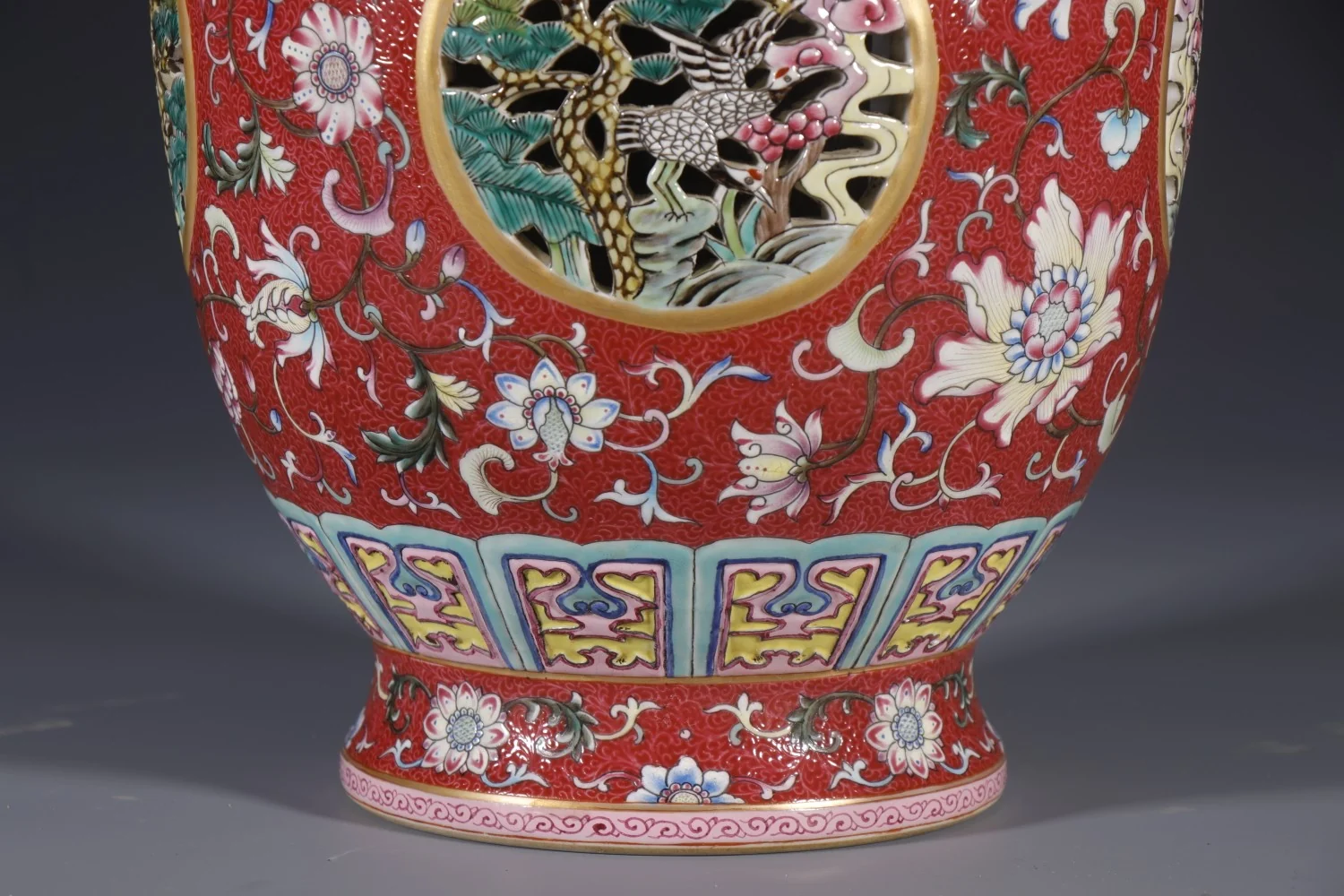 Lower body and base of the iron-red porcelain vase