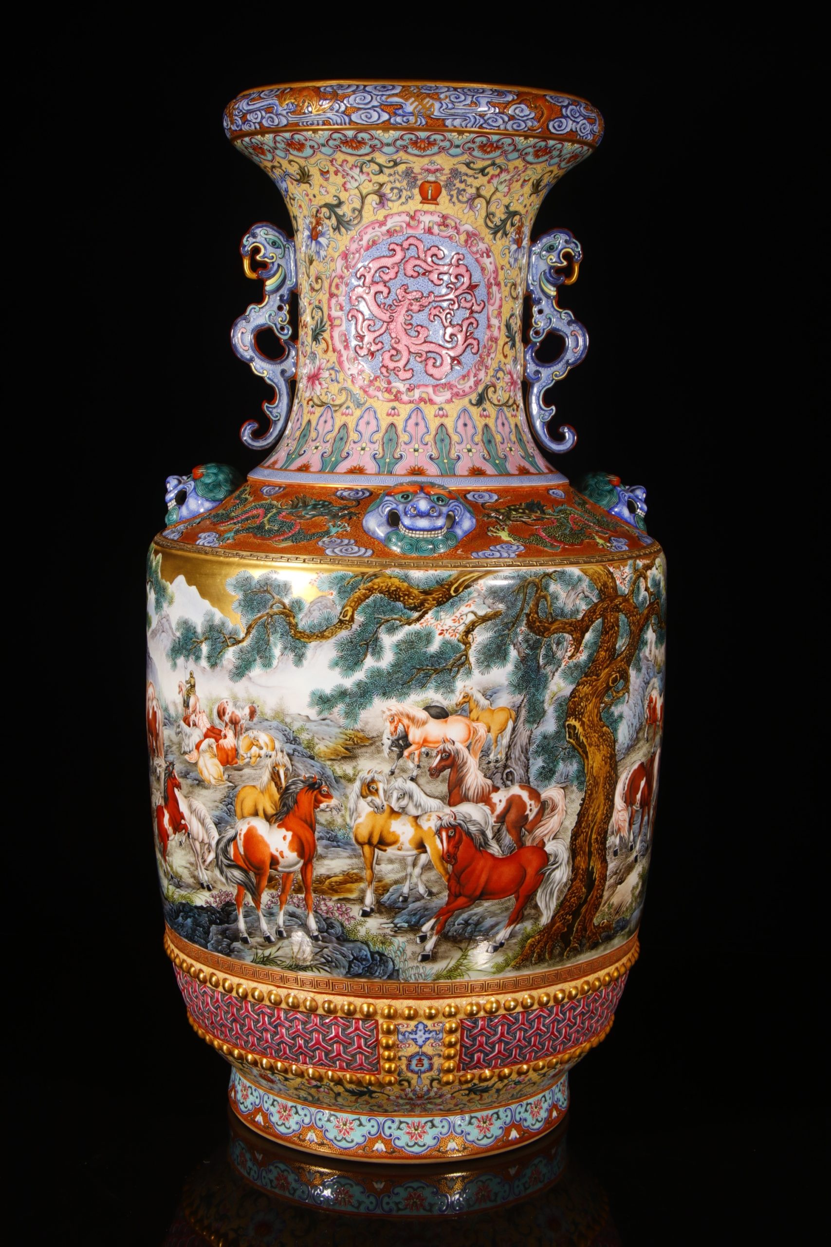 Single view of the famille-rose Hundred Horses vase